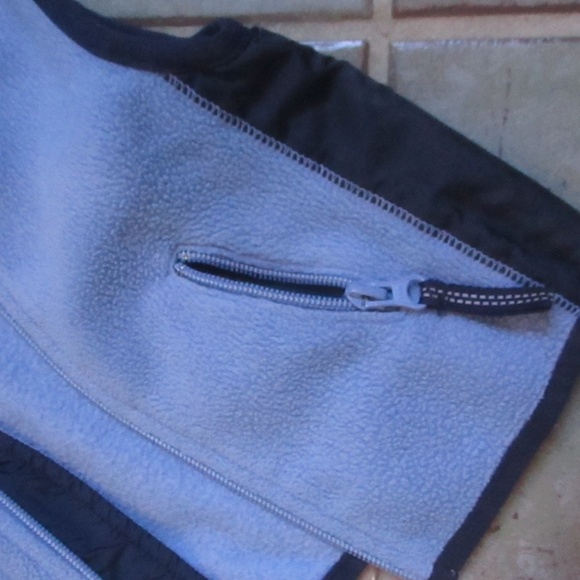 Gap Blue Boy Fleece Vest Size 3-6 Months - Picture 2 of 4